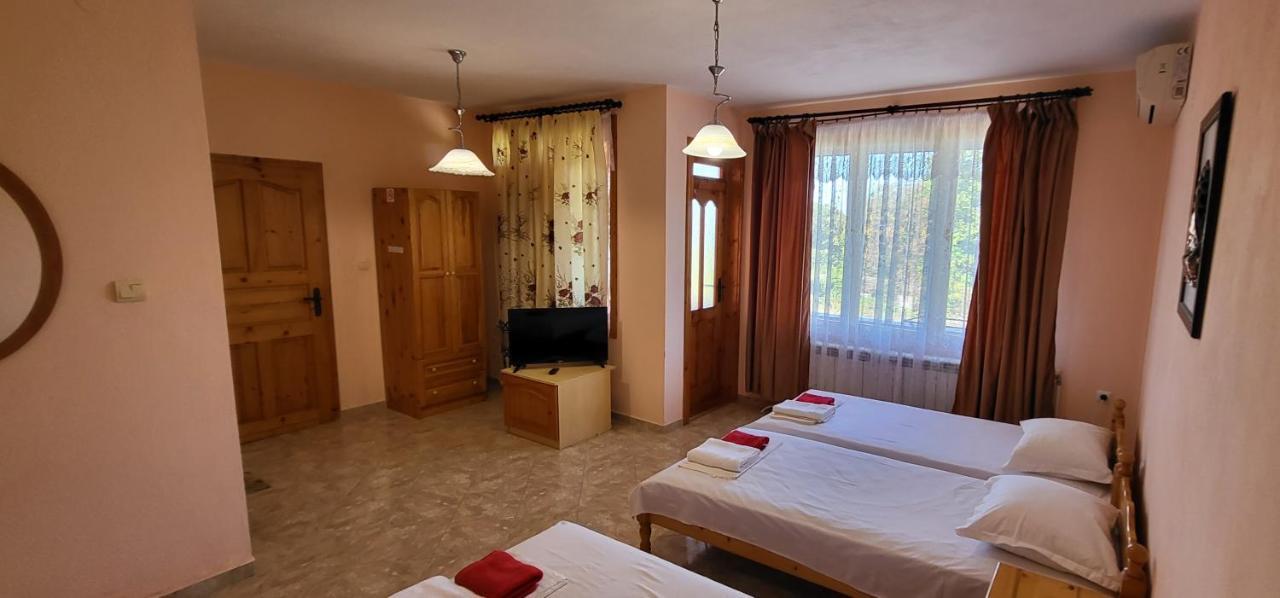 Amfora Guest House Бяла Екстер'єр фото